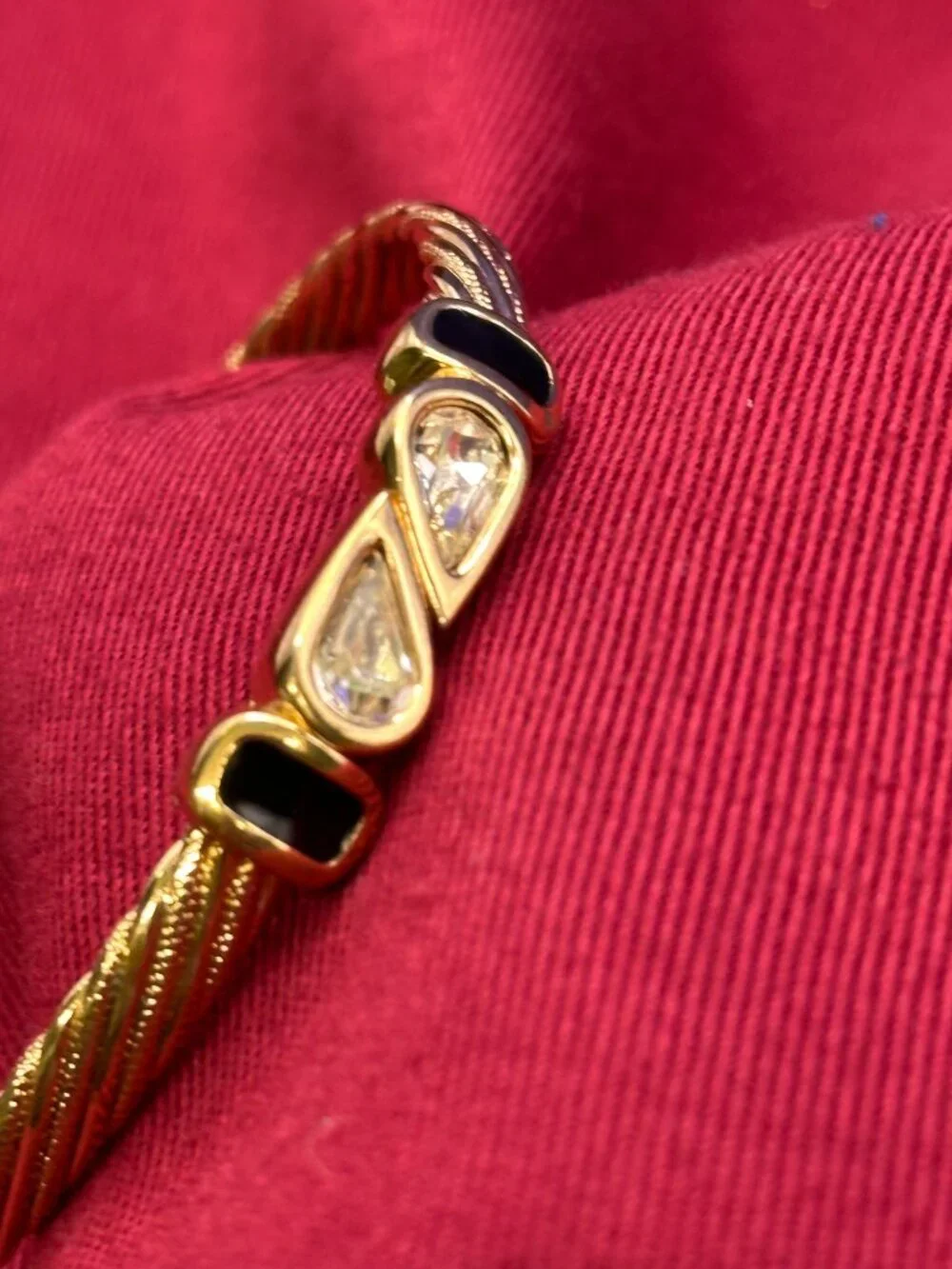 VTG S.A.L. (Swarovski) Gold-Toned Cable & Crystal Bangle Bracelet